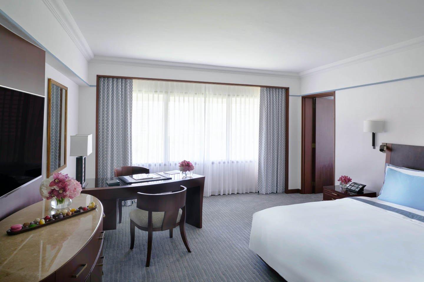 Hotel The Peninsula Manila Makati City Zewnętrze zdjęcie A room at the Conrad Hong Kong