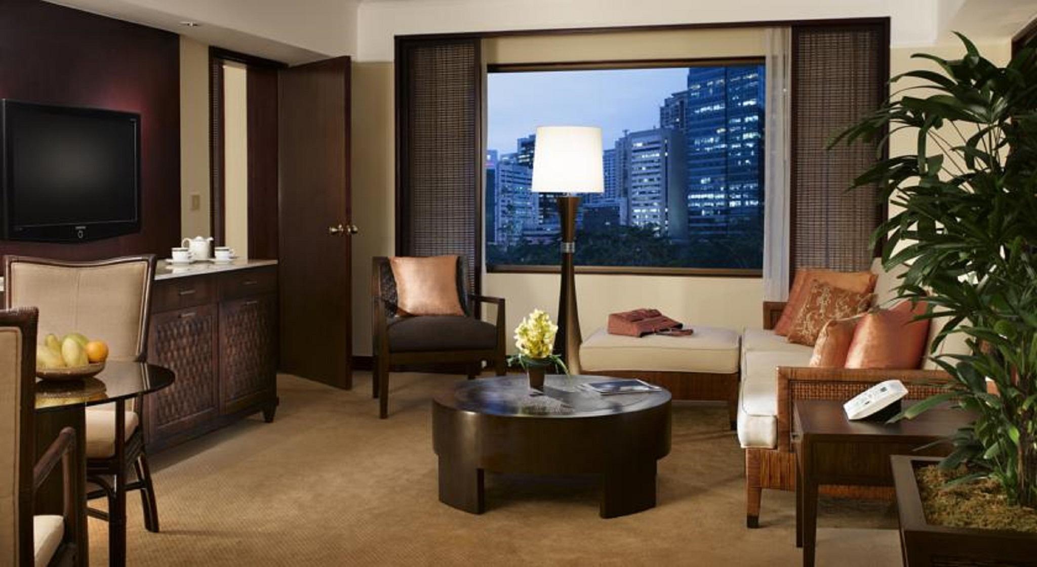 Hotel The Peninsula Manila Makati City Pokój zdjęcie A suite at the Mandarin Oriental, Bangkok