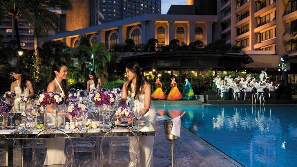 Hotel The Peninsula Manila Makati City Zewnętrze zdjęcie Wedding reception at the Four Seasons Hotel, Hong Kong