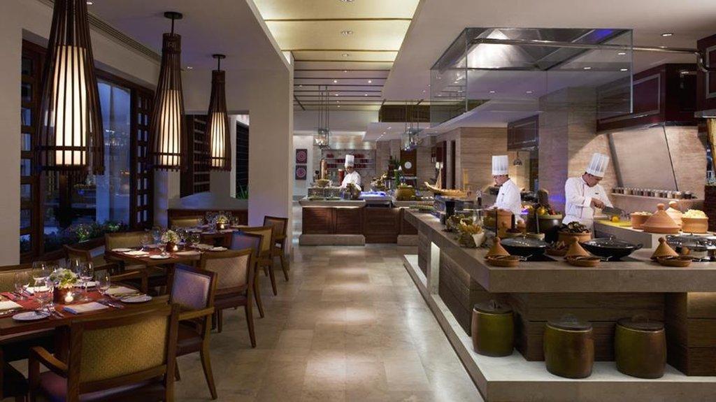 Hotel The Peninsula Manila Makati City Zewnętrze zdjęcie The restaurant